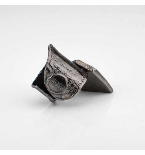 Srebrny pierścionek MOTYLE grafitowy blask (czarny rod) z kryształem Swarovskiego VOLCANO
