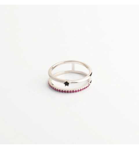 Srebrny pierścionek tunel z rzędem różowych cyrkonii