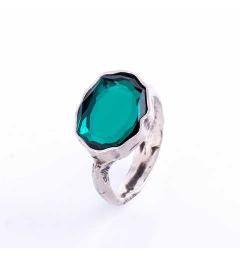 Srebrny pierścionek MOTYLE w kolorze antycznego srebra z zielonym Kryształem Swarovskiego Emerald MS5521
